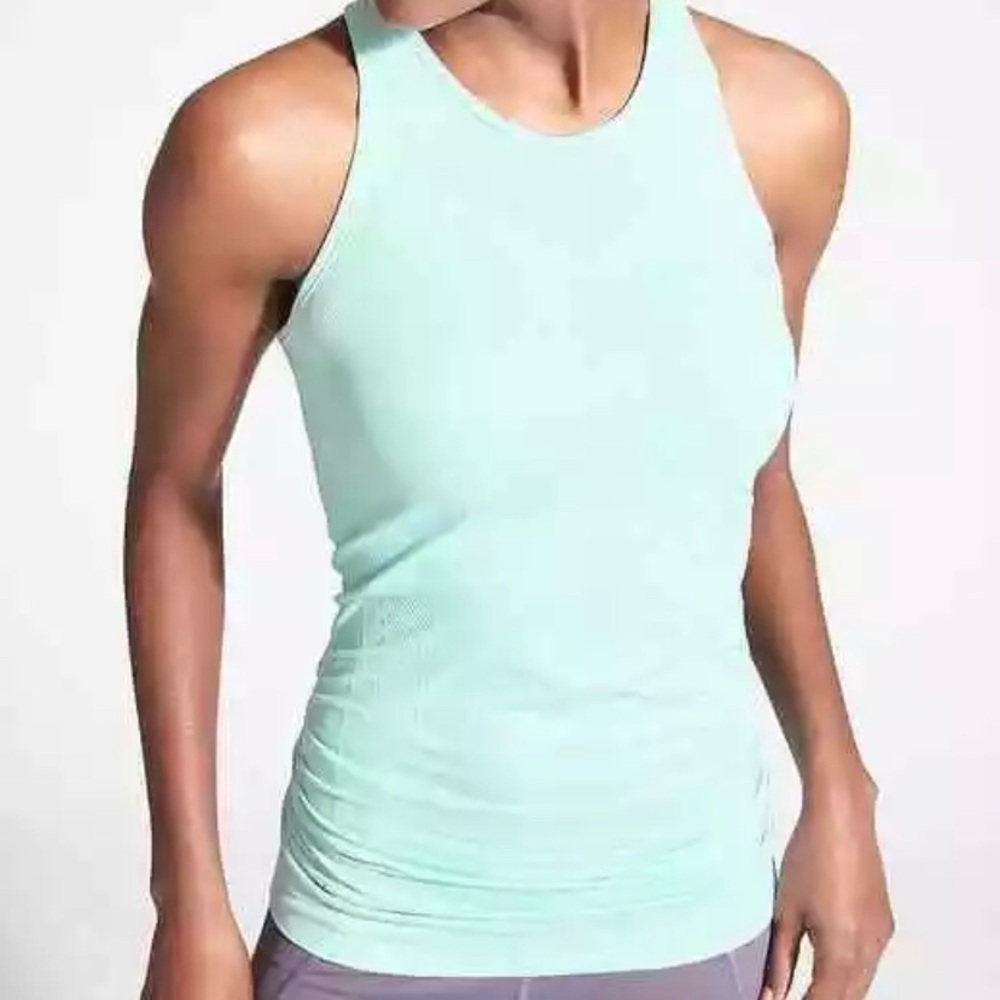 Athleta Finish Fast Tank. LARGE
